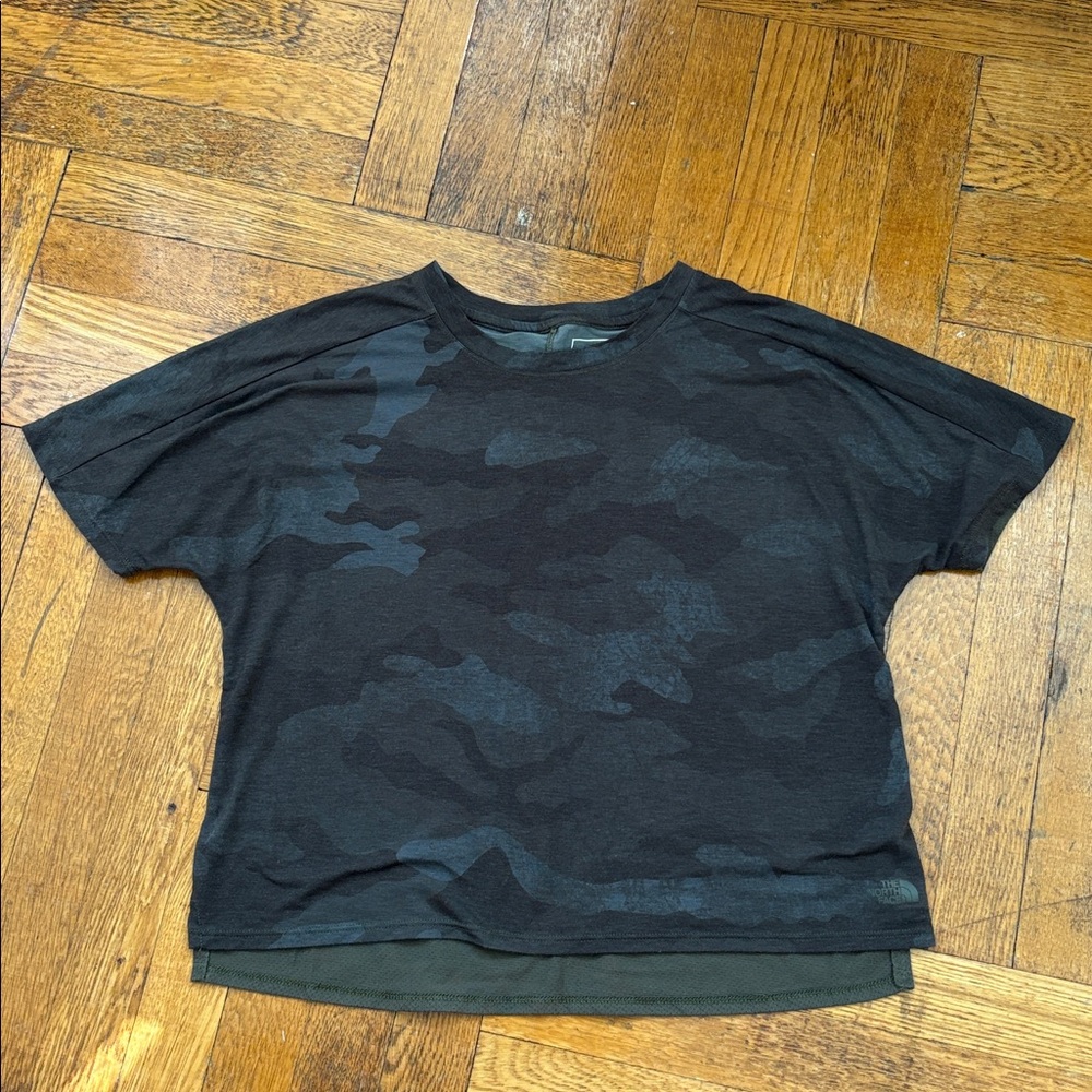 North Face Camo Crop Top Extra Small